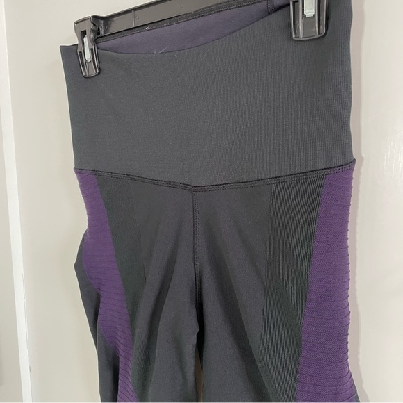 Women Nike Purple Black Sculpt Ribbed Dri Fit Legging L, Runs small - Picture 2 of 7